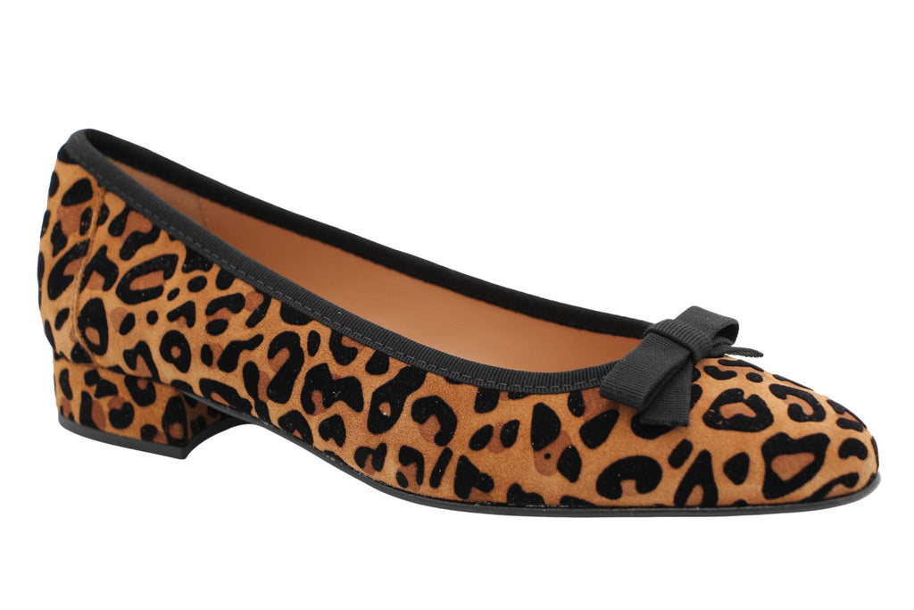 Fabucci-leopard-print--ballet-pump-bow-detail