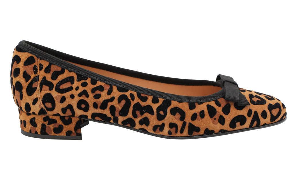 Fabucci-leopard-print--ballet-pump-bow-detail