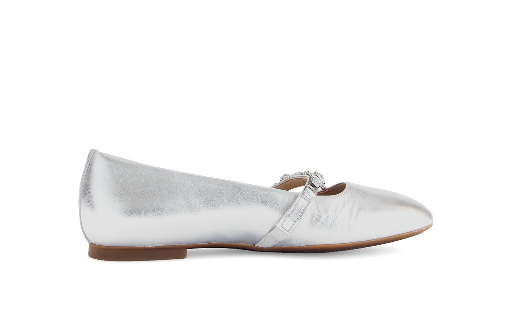 Gabor-silver-leather-ballet-flat-with-diamante-strap-14161