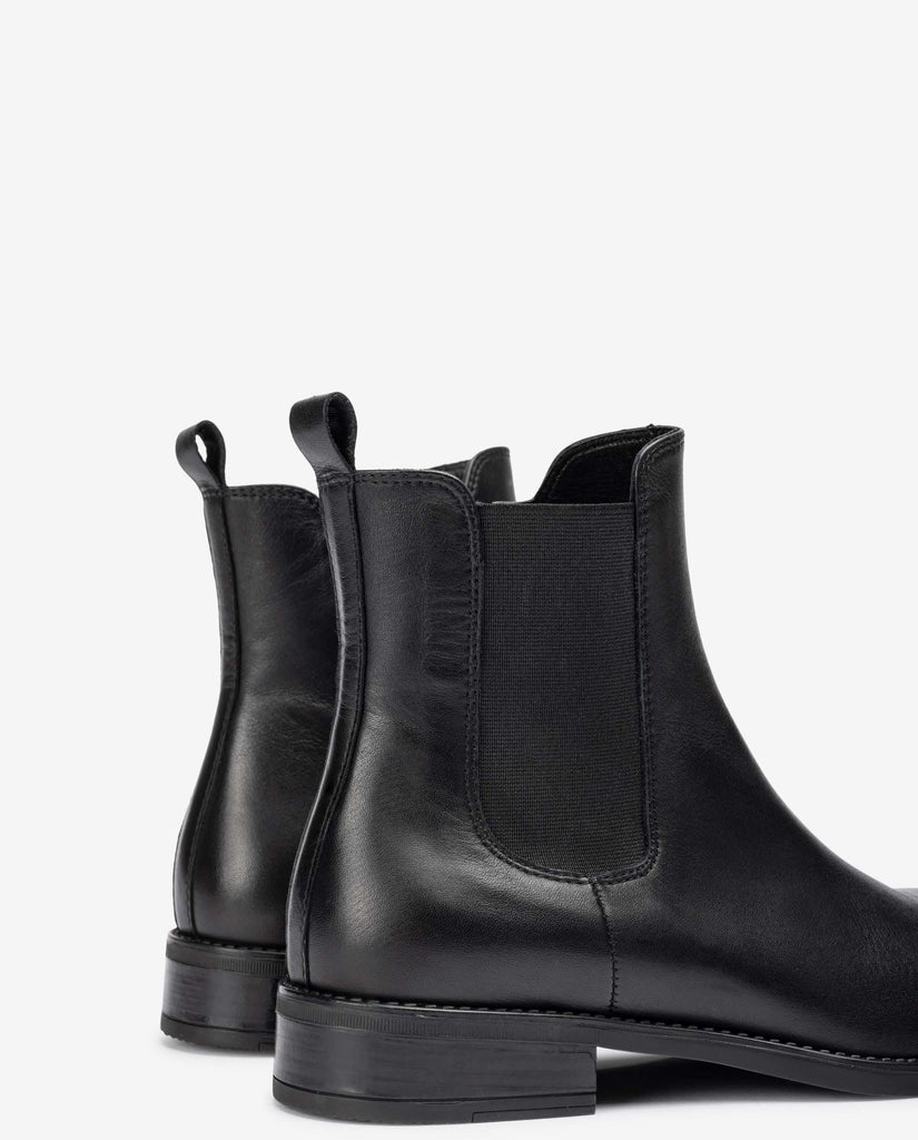 UNISA-BLACK-LEATHER-FLAT-ANKLE-BOOT-BARTY-jpg5