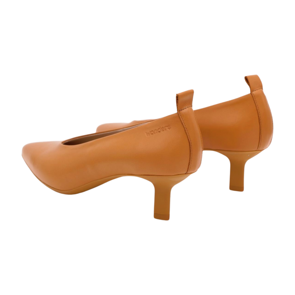 WONDERS -G-7102-Tan-Leather-Court-Shoe